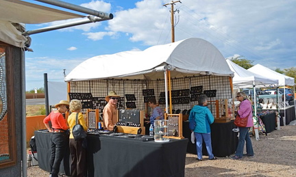 Art &amp; Crafts Festival - Village Square at Dana Park