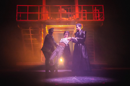 La Naranja Mecánica, Obra De Teatro