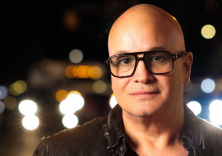 Robert Kelly