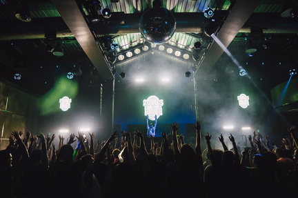 2000's Rave ..