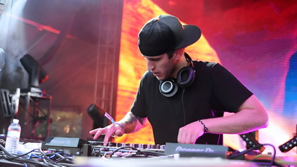 Illenium (1)