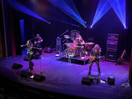 THE PURE ZEPPELIN EXPERIENCE DINNER &amp; SHOW