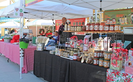 FARMERS MARKET 2