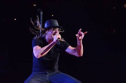 Kid+Rock+First+Midwest+Bank+Ampitheater+8-30-2013+%2816%29
