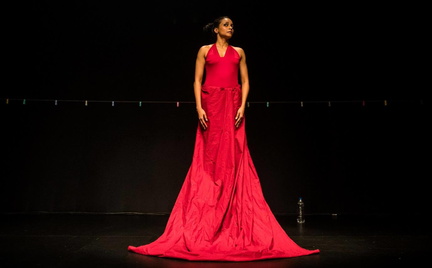 Red Dress Wali Ladki