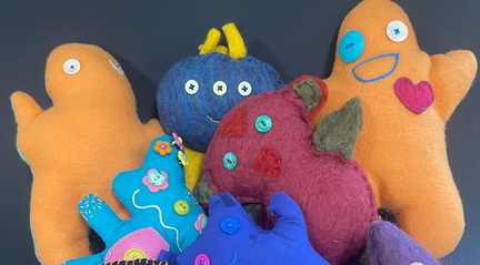 Art Social- Monster Dolls