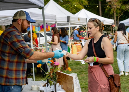 Spring Hootenanny And Foodie Festival