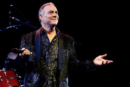 Tribute to Neil Diamond