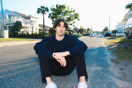Dean Lewis
