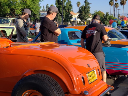 Sunday Funday Cars And Coffee