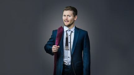 Drew-Lynch-1920-x-1080-1536x864