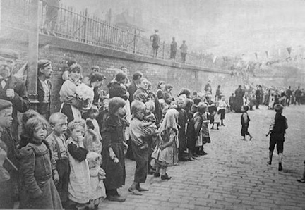 The Horrors of Angel Meadow | Tour Victorian Manchester at its Worst