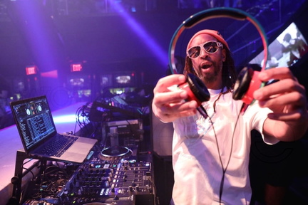 0-lil-jon-djing319_new-900x600