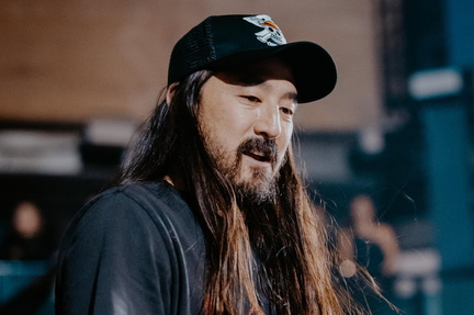 Steve Aoki