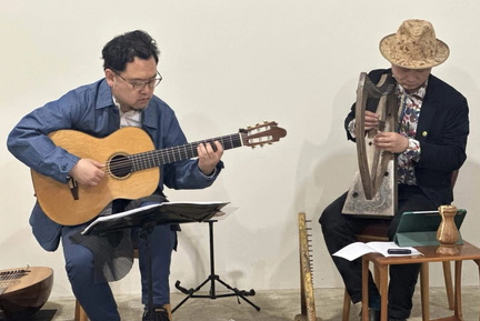 Ancient Hymns Old hymns played on harp and guitar