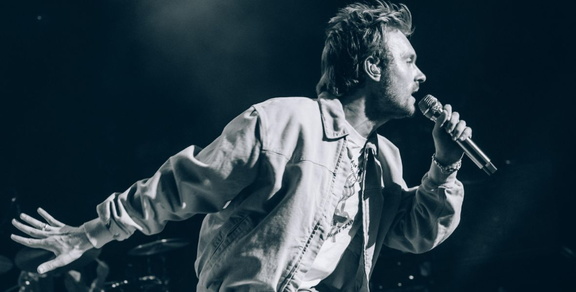 FINNEAS 2025