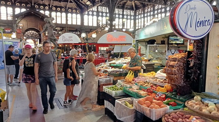 stall-inside-central