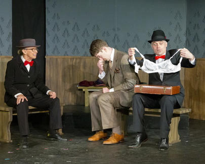 village_players-the_39_steps-jennifer_etches-160