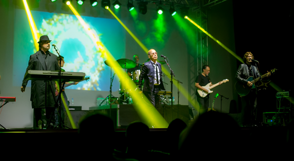Bee Gees Alive
