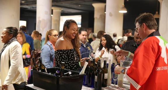 Vintage901 Wine, Food and Music Spring Festival