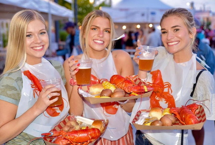 navy-pier-three-friends-enjoying-lobster-fest