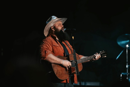 Larry Fleet