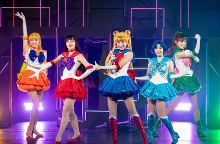 pretty-guardian-sailor-moon-the-super-live-1280-featured-01-470x310@2x