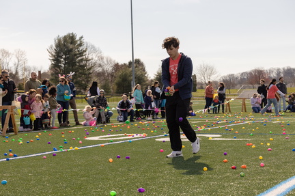 5th Annual Community Egg Hunt