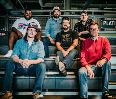 Tangled String Presents Town Mountain