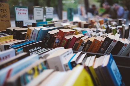 book sale _ books -unsplash