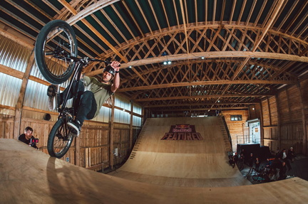 Red Bull Featured | BMX Contest
