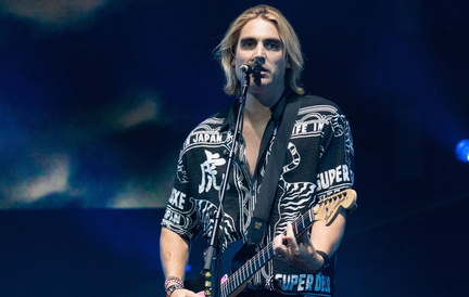 charlie simpson blisted and fightstars