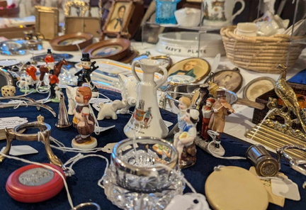 Lowdham Antiques &amp; Collectalbe Fairs