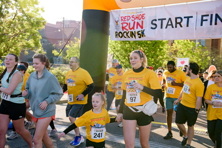 129RedShoeRun2024-scaled