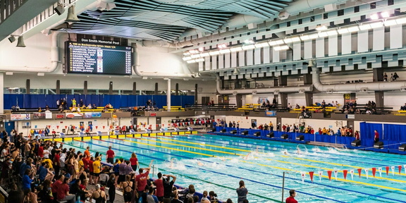 2022-Speedo-Western-Canadian-Swimming-Championships A-crowd-watches-as-athletes-swim-across-the-pool-large