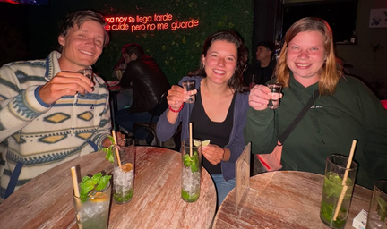 Saturday Night Bar Crawlc2