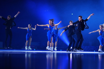 Stars on Ice.v1