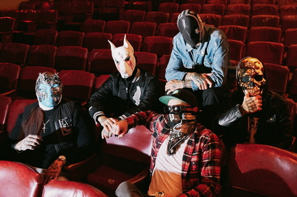 Hollywood &amp; N9ne Returns