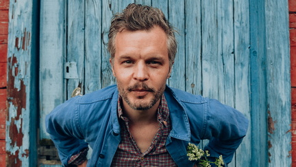 2203_IY_TallestMan_update