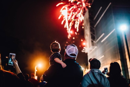 FOURTH OF JULY SPECTACULAR