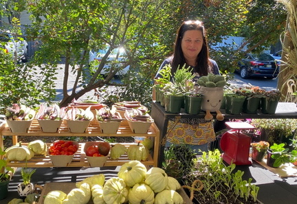 Farmers' Market-The Bernice Garden