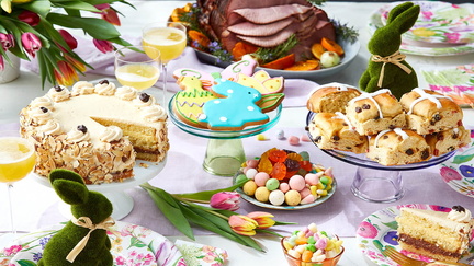 EASTER BRUNCH SWEETS 02 02 244278- 1 