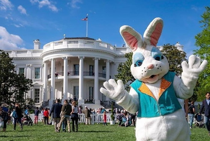 Easter Bunny Hosts Kids