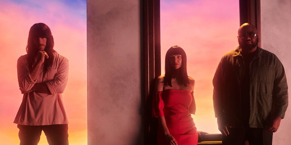 Khruangbin-1440x720-6173ef4906