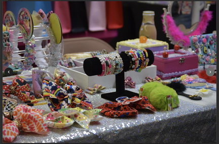 Hello Spring Market