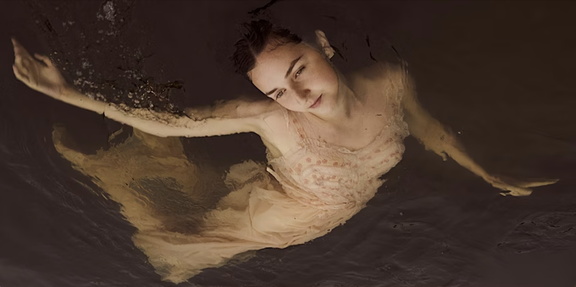 Body and Earth- an exhibition by Antonia Peña