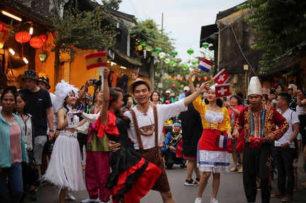 HOI DU! Festival