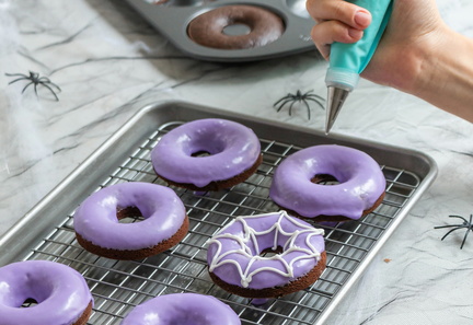 The Great Purple Bakeoff
