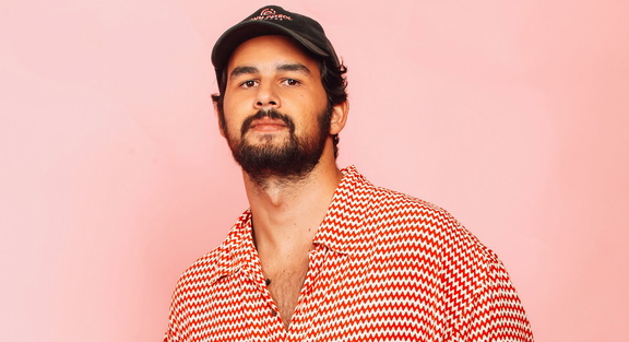 Maz-celebra-repercussão-de-remix-oficial-para-Banho-de-Folhas