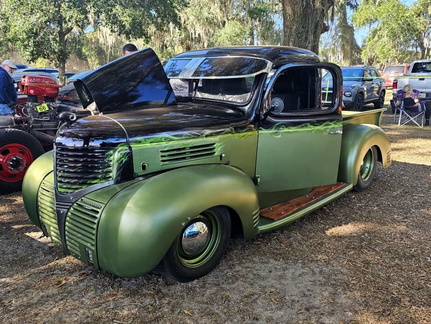 Hot Cars Cool Cats